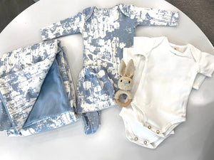 Baby Boy Layette Set | Little Luggage | Blue | Cadeau